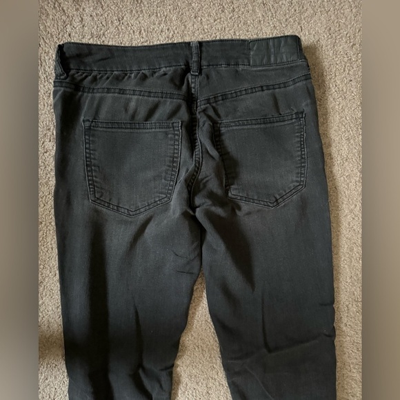 Divided Dark Grey straight leg Jeans size 8 - Picture 8 of 8